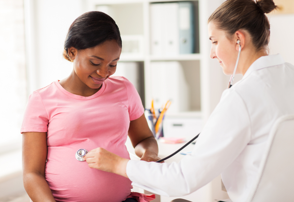black pregnant woman at hospital