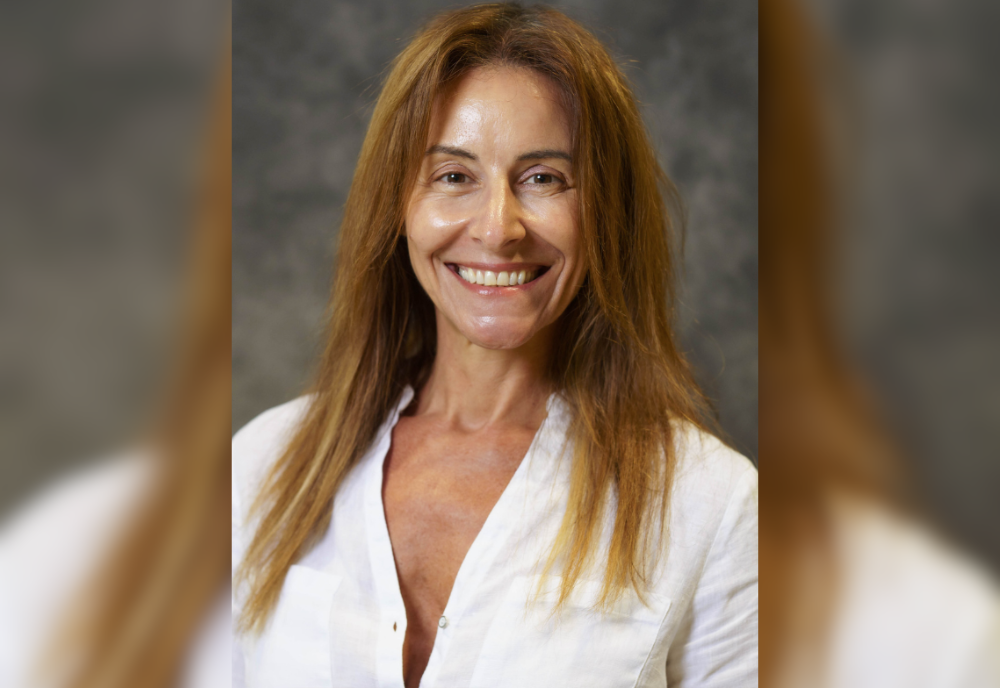 Dr. Angela Makris