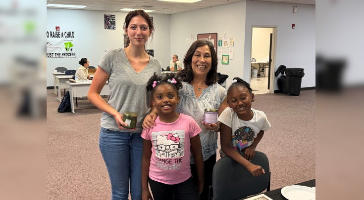 Muñoz (back right) is currently working on a nutrition research program called Fresh Eats with Dr. Heewon Grey, associate professor in the Department of Community Health Sciences and concentration lead of community and family health. (Photo courtesy of Muñoz)