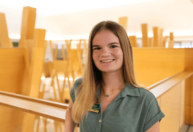 Emily Meeker headshot