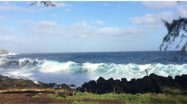 Image of waves crashing on the shore