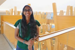 Jasmine Haroun headshot in Honors College