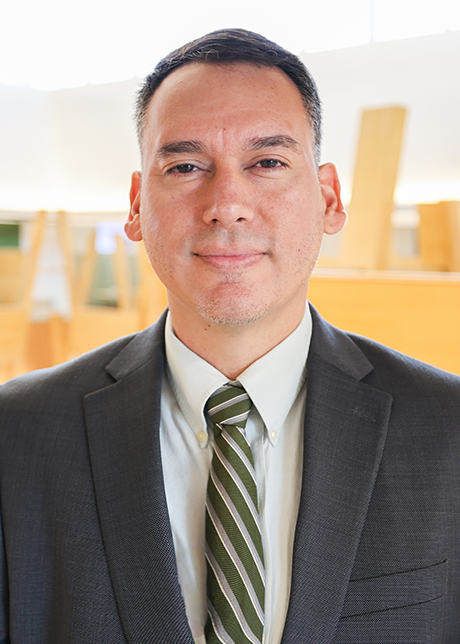 Joseph Porta headshot