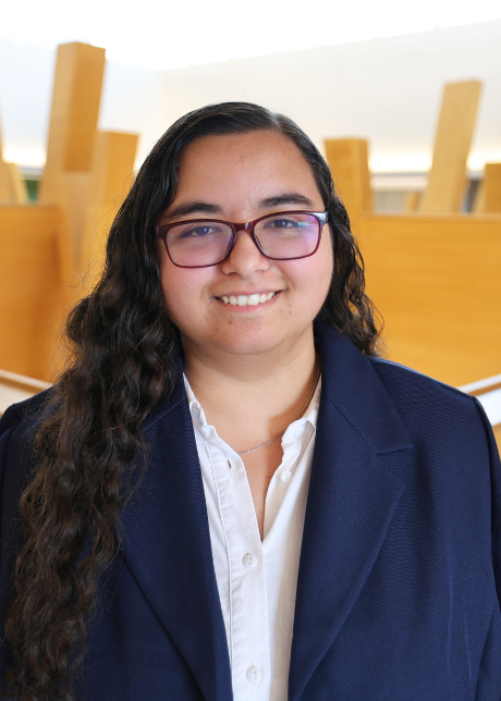 Kat Capalbo headshot