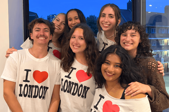USF in London students wearing "I Love London" shirts