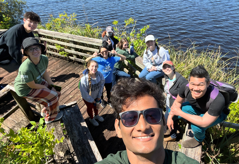 Honors students pose for a photograph while on the spring break study away: Systems of Sustainability trip in central Florida.