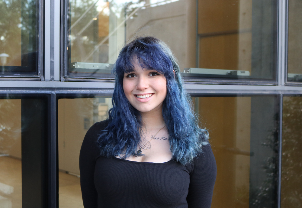 headshot of honors student Jo Barringer. 