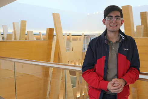Honors student Tzuriel Garcia