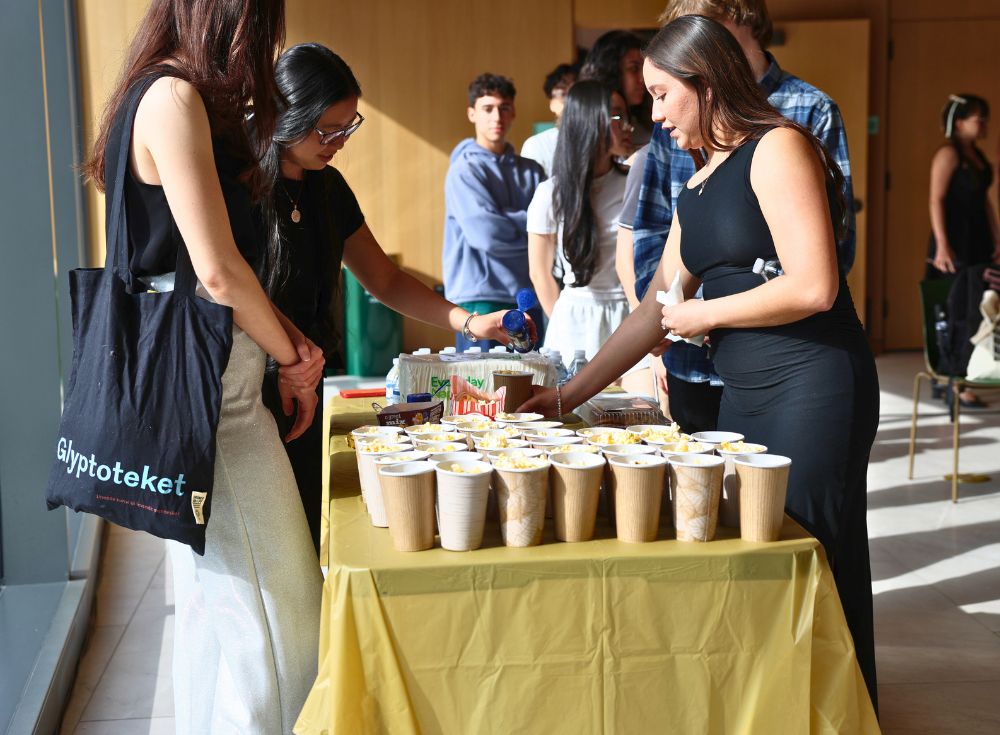 Honors Got Talent refreshment table, featuring movie theater-style popcorn