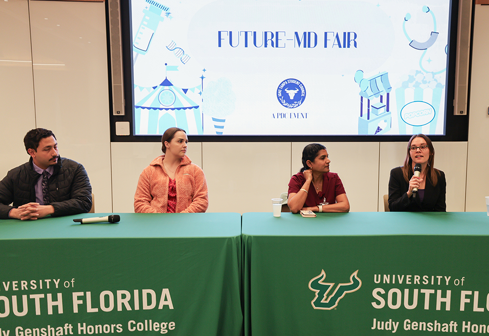 4 physicians on a panel at the Future MD Fair