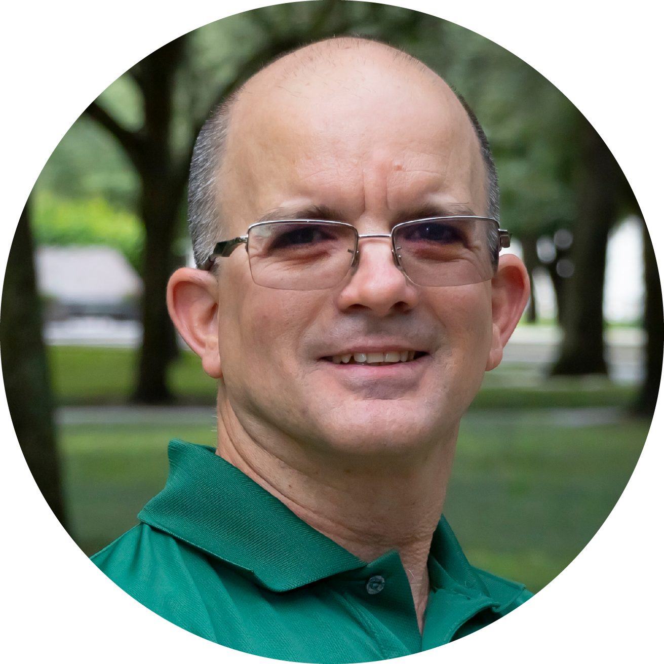 headshot of marbin pazos-revilla