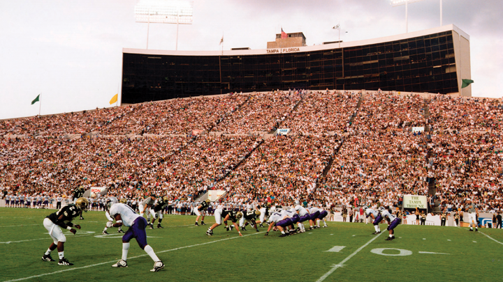 USF Football game at Tampa Stadium on Sept. 6,1997
