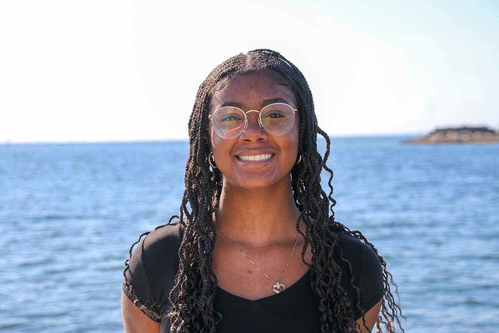 Zayna Sampson