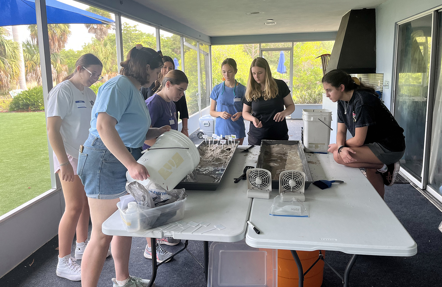 Ocean concept rotations allow the OCG campers to learn about the different layers of the oceans. 