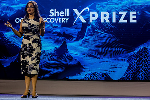 Dr. Jyotika Virmani presenting about the XPRIZE at Visioneering, 2016 