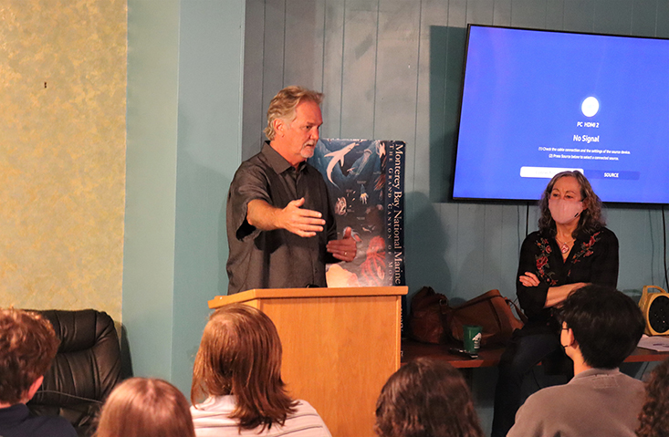 Guest speakers Cheryl Hapke and Gary Mitchum discussed their work in oceanography and climate change with the spoonbill participants at the team dinner event. 