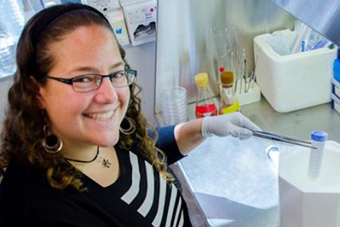 Mya Breitbart in the Marine Geonomics Lab. Photo Credit: Amie Blodgett