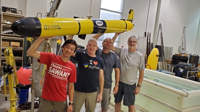 (L to R) Raymond Surya (UW JISAO summer intern from University of Michigan), Ross Hytnen (UW and Allen Institute for Brain Science), Chad Lembke (USF College of Marine Science), John Horne (UW SAFS) Credit: John Horne, University of Washington.