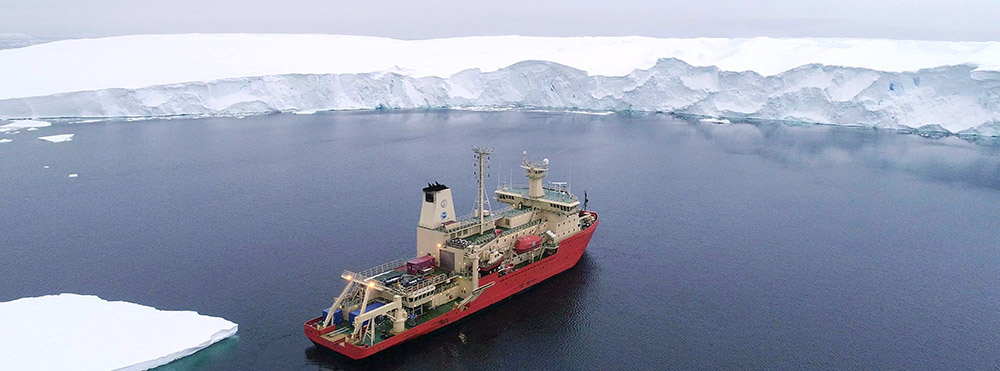 Image caption (above): The R/V Nathaniel B. Palmer photographed from a drone at Thwaites Glacier ice front in February 2019. (Credit: Alexandra Mazur/University of Gothenburg).