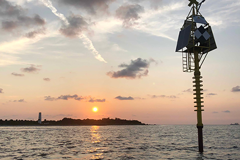 USF Led Team Deploys Tsunami Buoy Test in Tampa Bay 