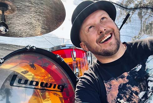 chmura-drummer