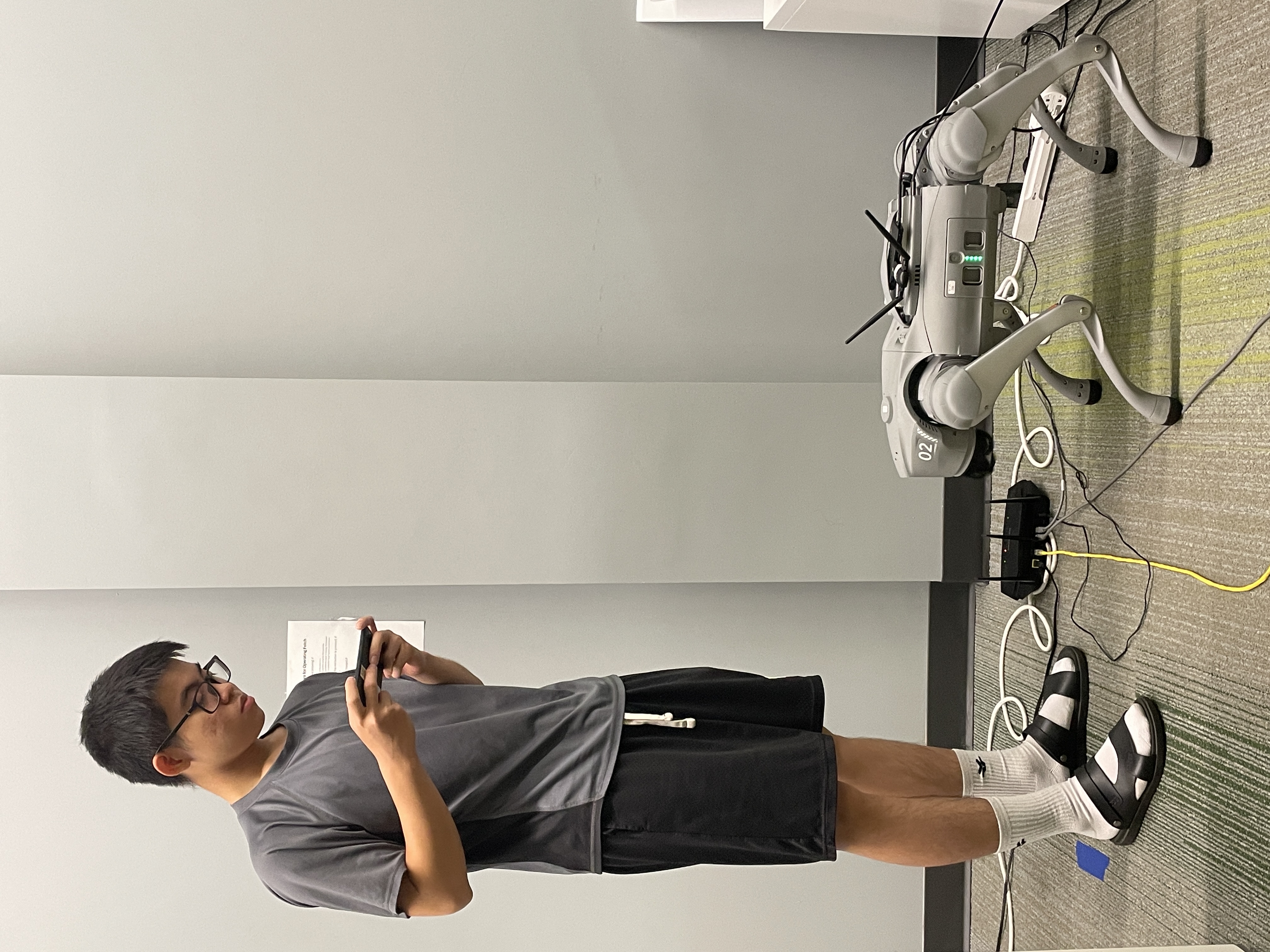 Ngoc using robot