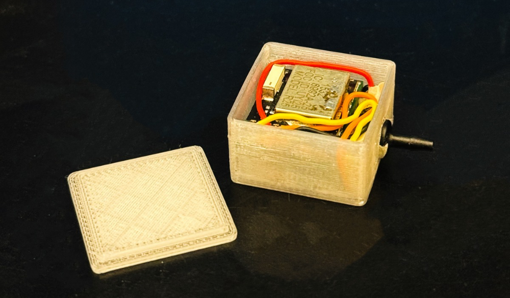 Wireless eye-pressure monitoring system