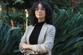 Tailyn Osorio headshot, crossing her arms