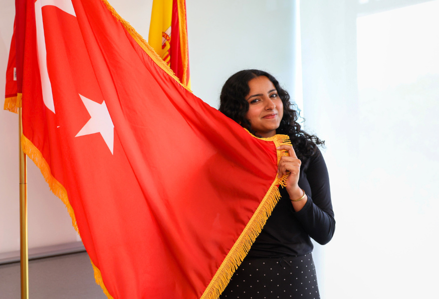 Afreen Khan with Turkish flag