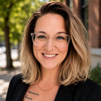 headshot of mary collins