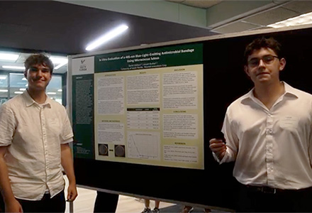 Bioengineering students at research symposium