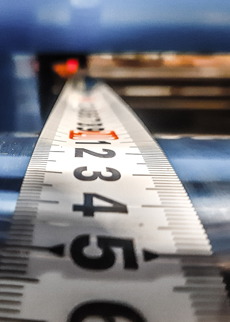 In-line viscosity monitoring for real-time molecular weight assessment