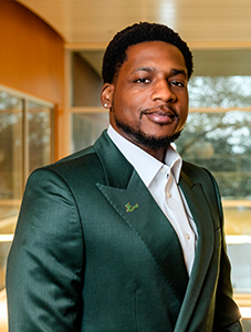 Tré Smith headshot
