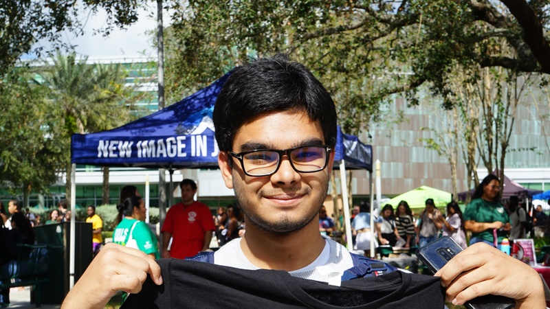 student w shirt