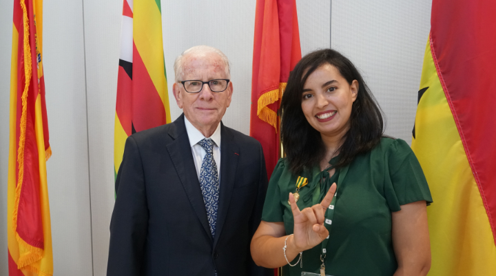 picture of a 2023-2024 visiting Fulbright Scholar with her supporting USF colleague